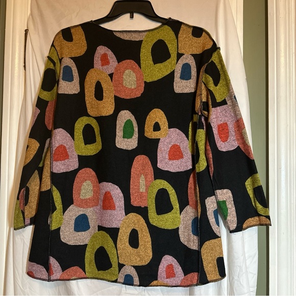 TRISHA TYLER Womens M Sweater Top Artsy Abstract Long Sleeve Soft Knit - Picture 2 of 4